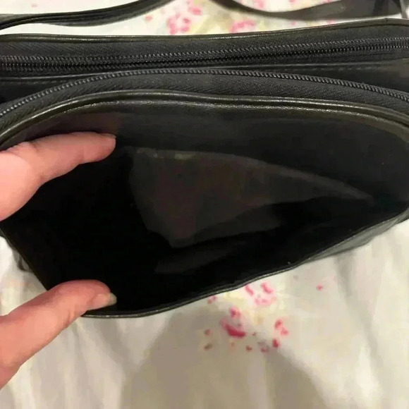 Aigner Crossbody Bag - Picture 5 of 12